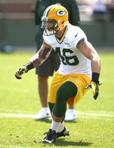 Colt Lyerla was taken by the Packers as undrafted rookie. He runs the 40-yard dash in 4.6 seconds. 