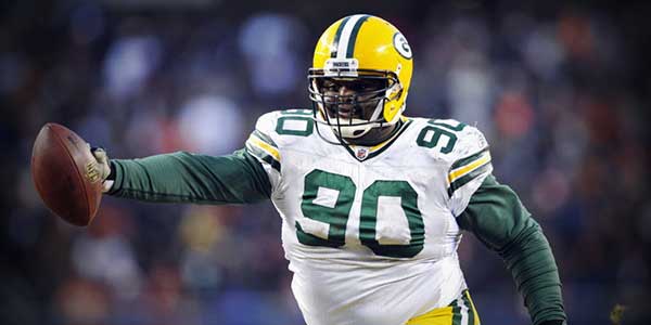 After turning down $8 million from the Packers earlier this year, B.J. Raji must decide if he wants a one-year $4 million offer.