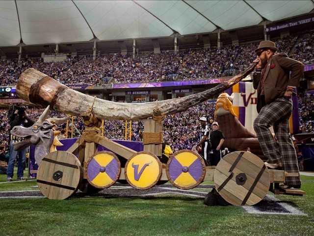 Vikings horn